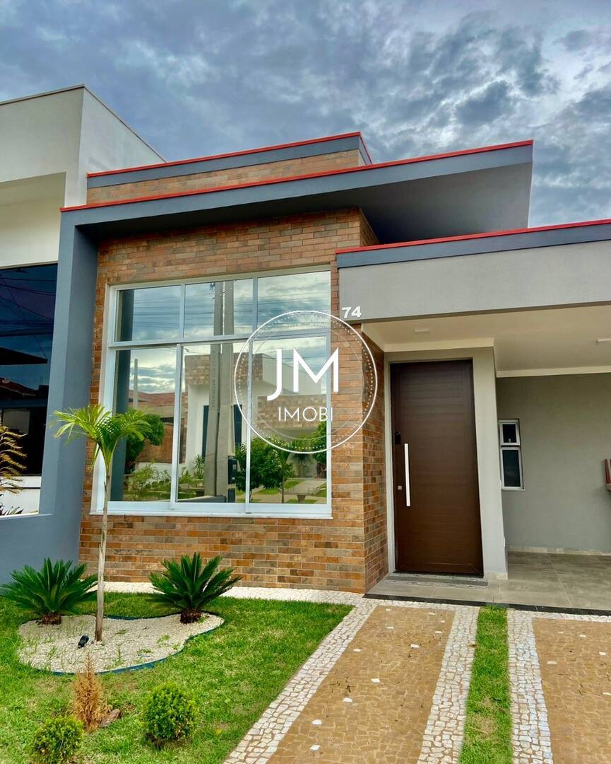 Casa a venda em Hortolândia, no residencial Jardim de Mônaco, com 3 suítes e sala com pé direito alto