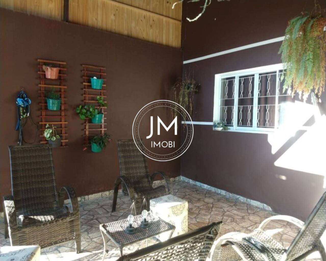 Casa a venda em Hortolândia com 2 quartos e 2 vagas.