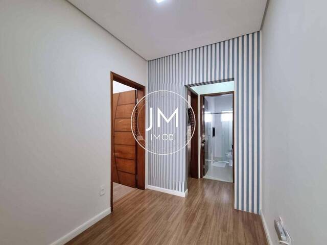 Sobrado para Venda em Hortolândia - 4