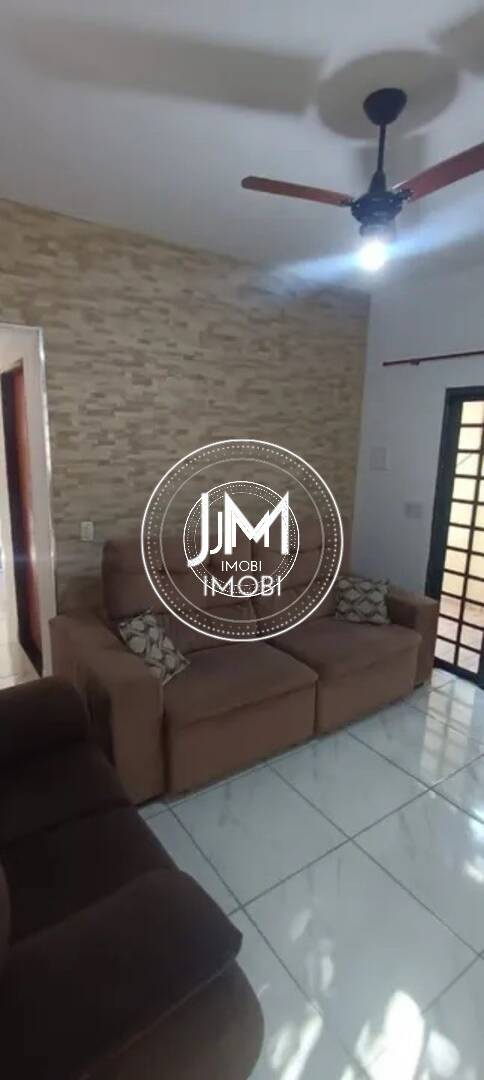 Casa a venda em Hortolândia com 2 quartos e 2 vagas. Aceita financiamento. No Jardim Amanda 2
