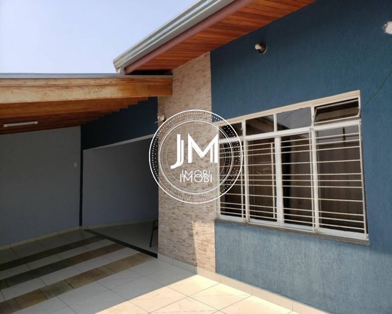 Casa a venda em Sumaré com 5 quartos sendo 2 suítes e 3 vagas.